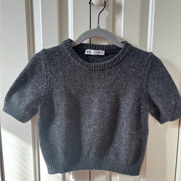 Zara Tops - Zara Charcoal Knit Sweater